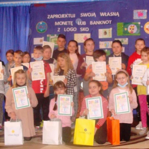 Wszyscy uczestnicy konkursu otrzymali dyplomy.