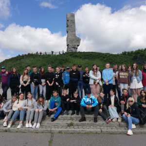 Pod Pomnikiem Obrońców Wybrzeża na Westerplatte.