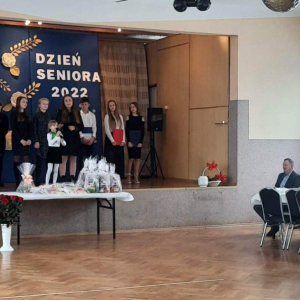 Zosia Borzewska śpiewa dla Seniorów
