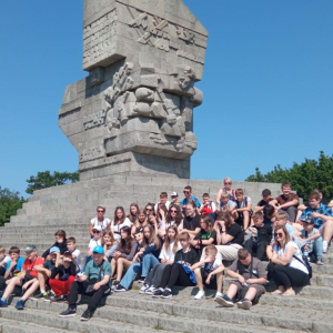 Pomnik Obrońców Westerplatte - zdjęcie grupowe