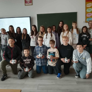 Klasa 5 wraz z wychowawczynią.