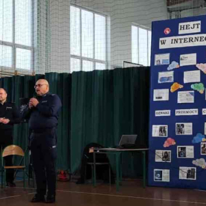 Komendant opowiada o współczesnych problemach