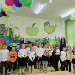 Klasa I podczas zajęć z panią Iwoną Niską z Limes Banku