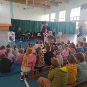 Ciekawe historie z życia i twórczości Marii Konopnickiej.