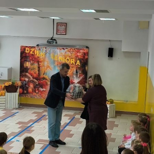 Pan Dyrektor składa Seniorom życzenia