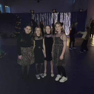 Uczennice z klasy IV