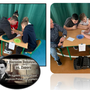 Klasy VIII i V skupieni na zadaniu...