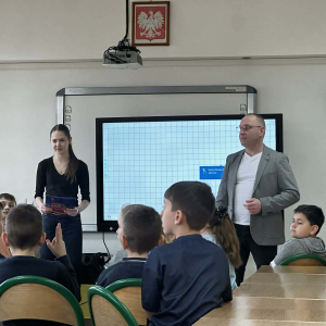 Warsztaty w kl II i III prowadzone przez naszą absolwentkę