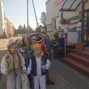 Wychodzimy z biblioteki